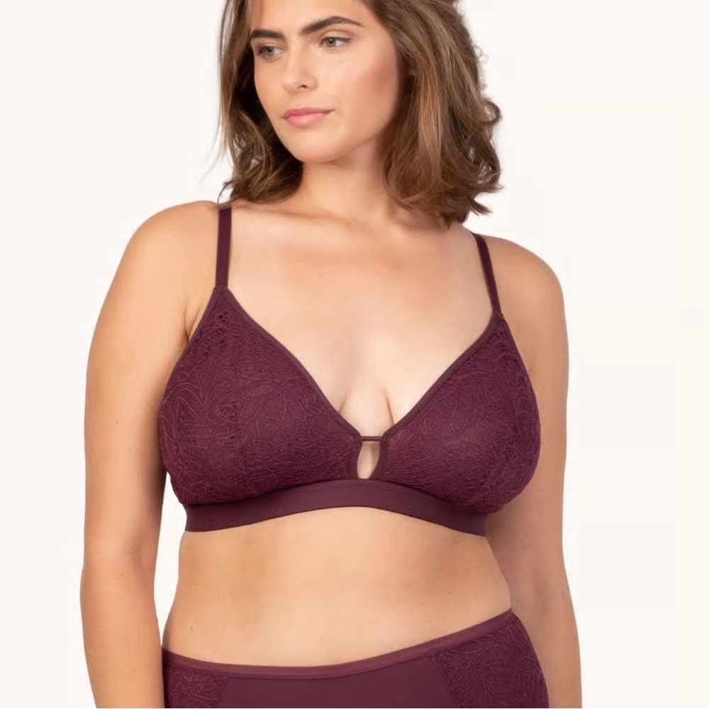 Lively The Palm Lace Busty Bralette, plum color, size 3